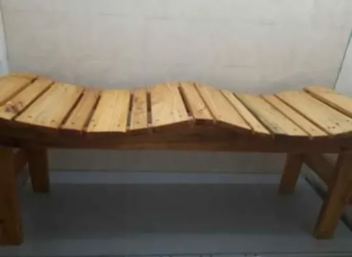 Banco madeira maciça demolição pallets