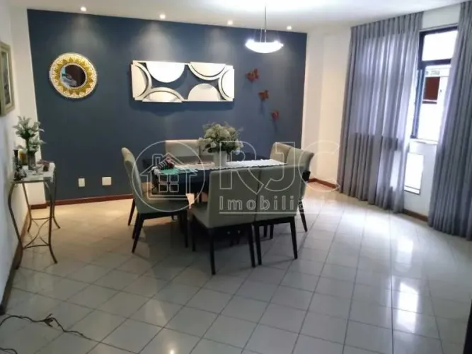 Casa de condomínio para venda tem 238 metros quadrados com 4 quartos em Tijuca - Rio de Ja