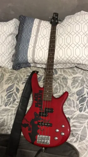 Baixo Ibanez Soundgear 4