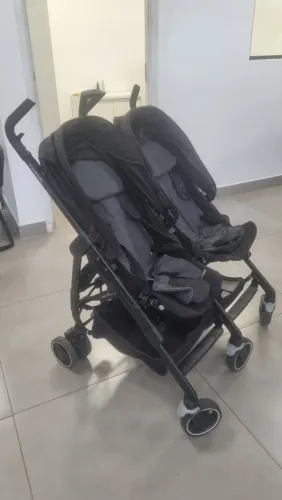 Kit Completo Carrinho duplo + 2 Bebês conforto - Gêmeos - Maxi Cosi Dana For 2