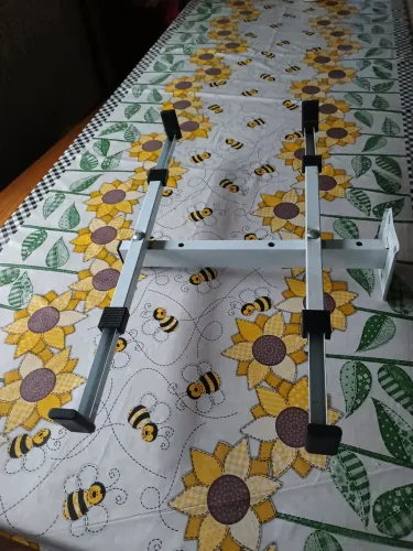 Suporte para forno microondas.