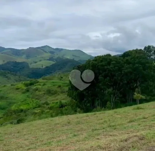 Terreno à venda, 1800 m² por R$ 340.000,00 - Centro - Paraíba do Sul/RJ