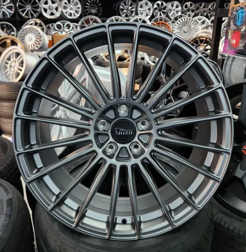 Jogo de rodas Rizo RS5 aro 20 5x120