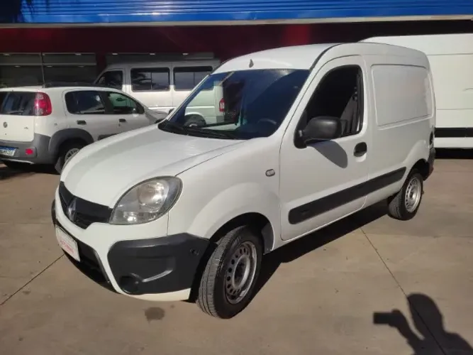 renault kangoo furgao Ano 2018 