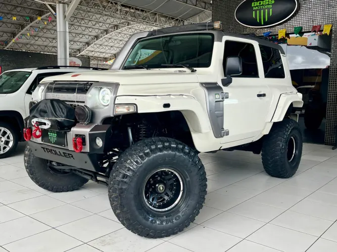 Troller T-4 4X4 3.2 20V TDI Cap. Rígida Diesel 2016
