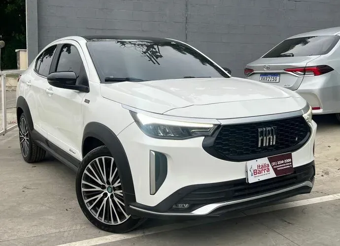 FASTBACK TURBO 2024 KM 8 MIL PREÇO ABAIXO DA FIPE PRA VENDER LOGO