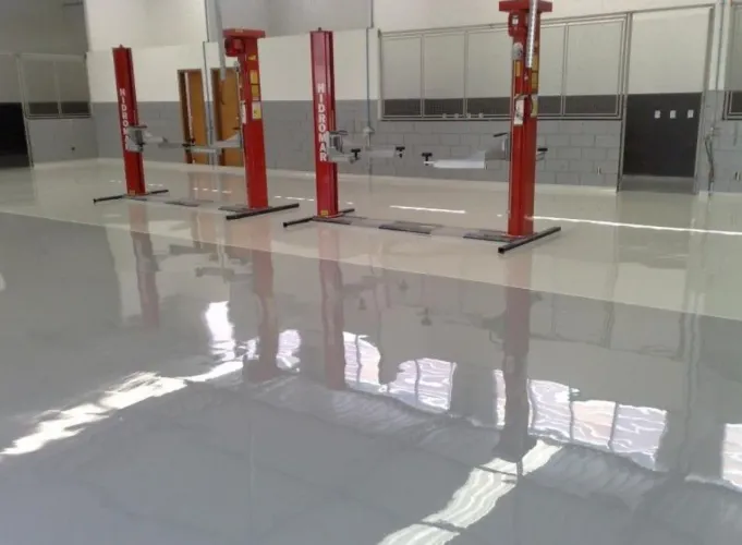 Pintor piso industrial