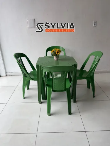 Conjuntos de plástico NOVOS