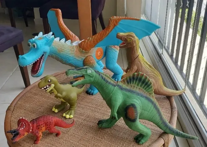 Kit Dinossauros - Aventuras Jurássicas