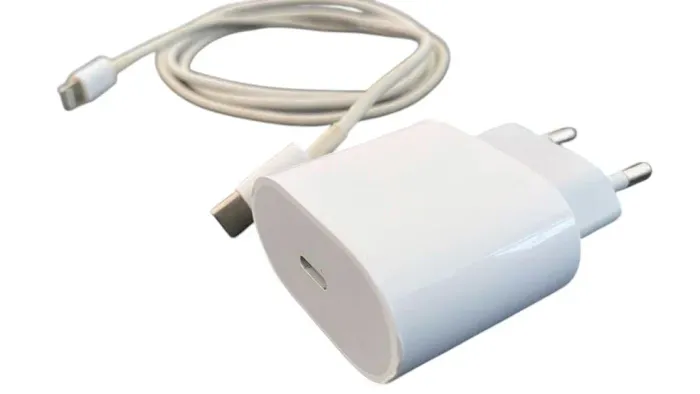 Carregador original com cabo de iPhone