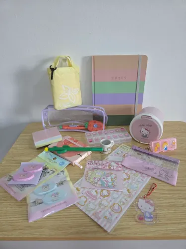 Conjunto de itens de papelaria Hello Kit novo - 18 itens comprados no Japão