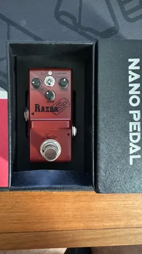 MINI PEDAL RAZOR DISTORTION