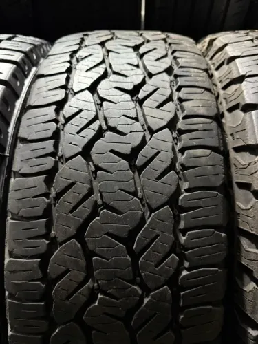 Pneu Semperit 205/60/16  96 % Vida util
