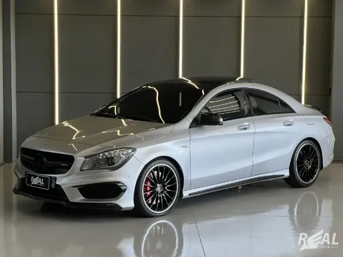 Mercedes-Benz CLA45 AMG 4MATIC 2.0 Gasolina Turbo Aut - 2015