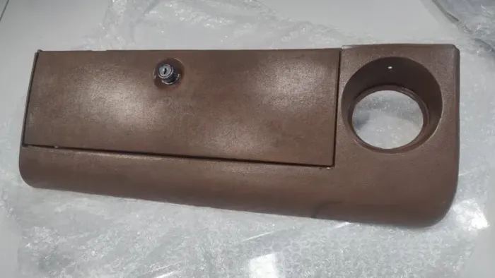 Tampa Porta Luvas Moldura Opala 75/80 Original Gm Marrom
