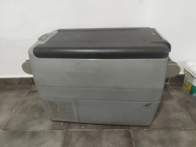 Geladeira Portátil Elber 41 litros 