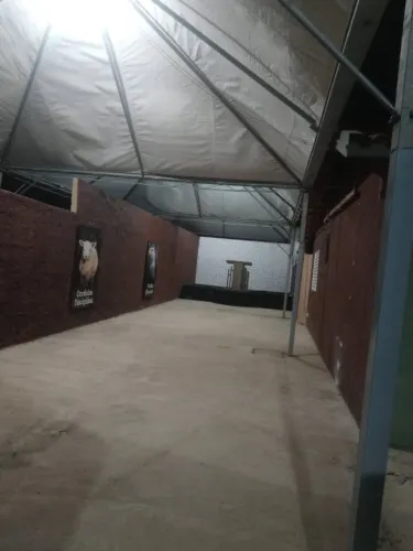 Venda de 3 tendas pirâmide, média 6 X 6, Galvanizada