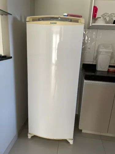 Geladeira fros free cônsul