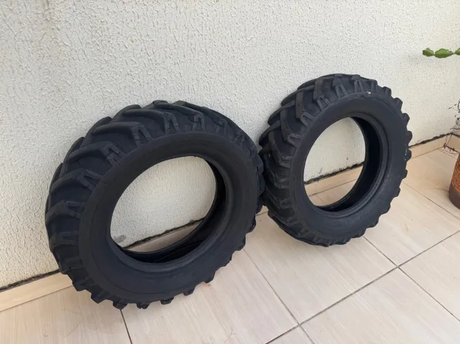 Pneus usados para trator 7.50-18