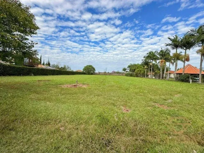 Golf Ville terreno para venda em condomínio fechado Londrina: 2500m²