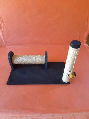 Arranhador  de chão  