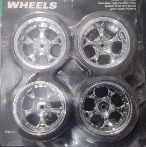 Jogo de rodas 4 Cromadas com Pneus, escala 1/10 On Road RC
