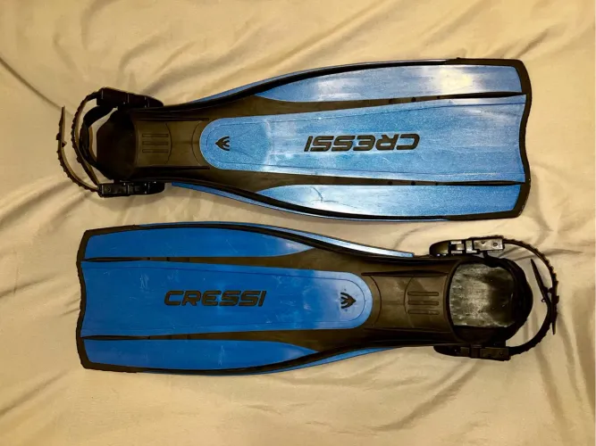 Nadadeira CRESSI PRO LIGHT regulável 