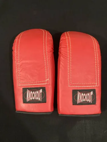 Manoplas de Boxe Knockout - Vermelhas