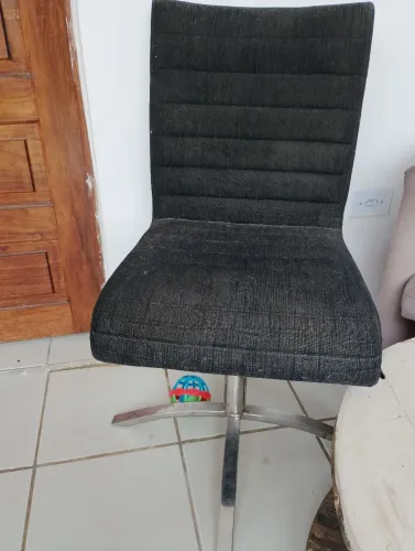 2 Cadeiras estilo escritório