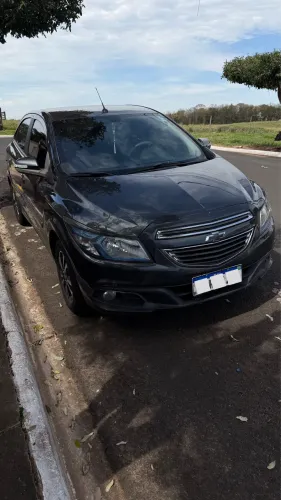 Chevrolet Onix Hatch LTZ 1.4 8V Flex Power Aut. 4P 2016