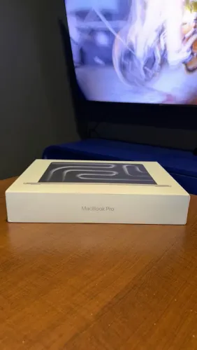 Mac Book Pro NOVO, SEM USO