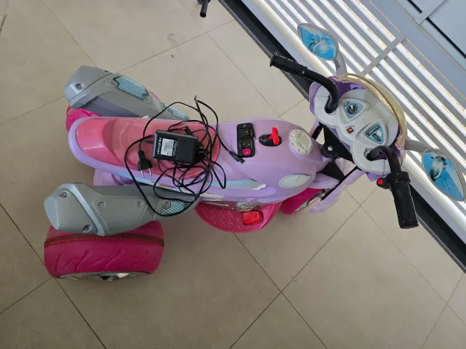 Triciclo Elétrico Infantil 12v