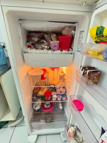 Vendo geladeira