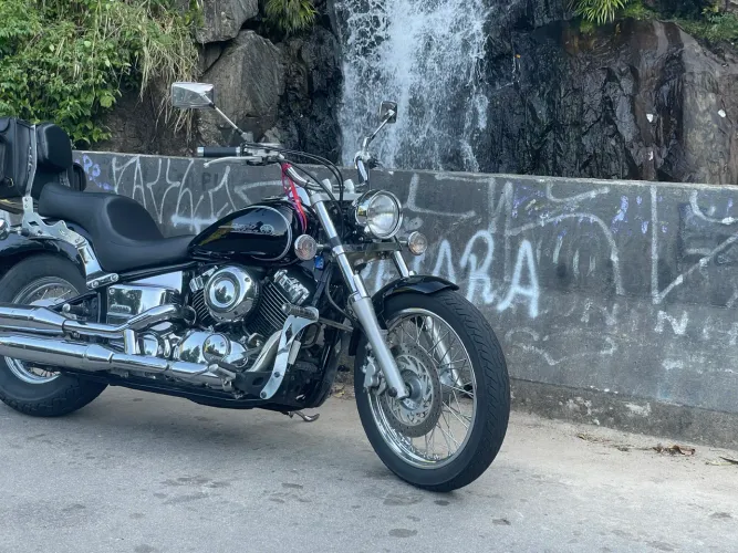 VENDO XVS DragStar 650 com apenas 21800