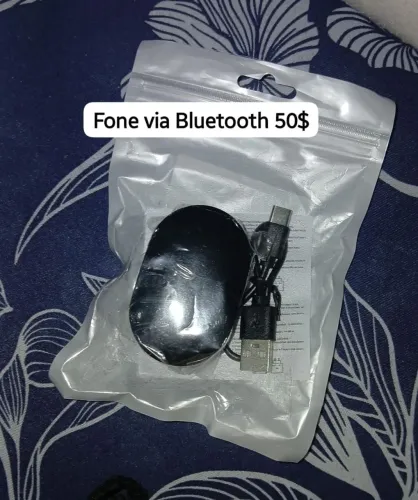 Fone via bluetooth . Não entrego.