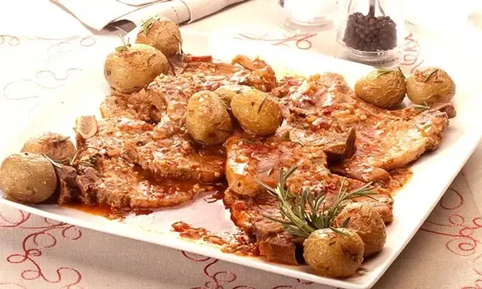 Vende se restaurante faturando com empresas fixas