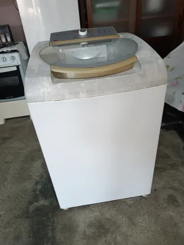 VENDO MÁQUINA DE LAVAR 11KG BRASTEMP