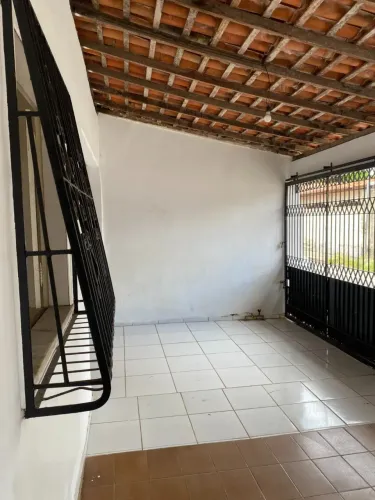 Imóvel para venda possui 135 metros quadrados com 3 quartos em COHAB Anil II - São Luís -