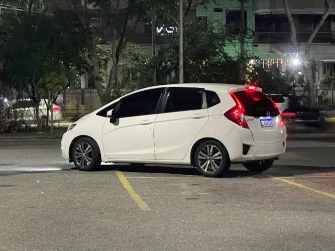Honda Fit LX 1.5 Flexone 16V 5P Aut. 2015