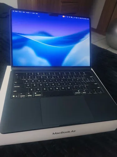 MacBook Air 13 M4 16gb Ram 256gb SSD