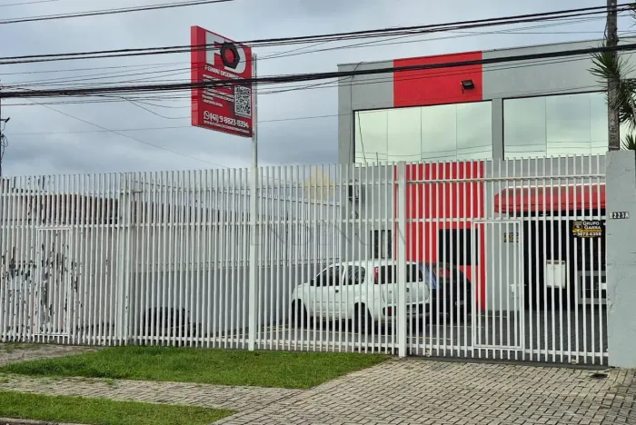 Barracão 230 m2 e Residência 118 m2 por R$ 1.799.000 - HAUER, CURITIBA - PR