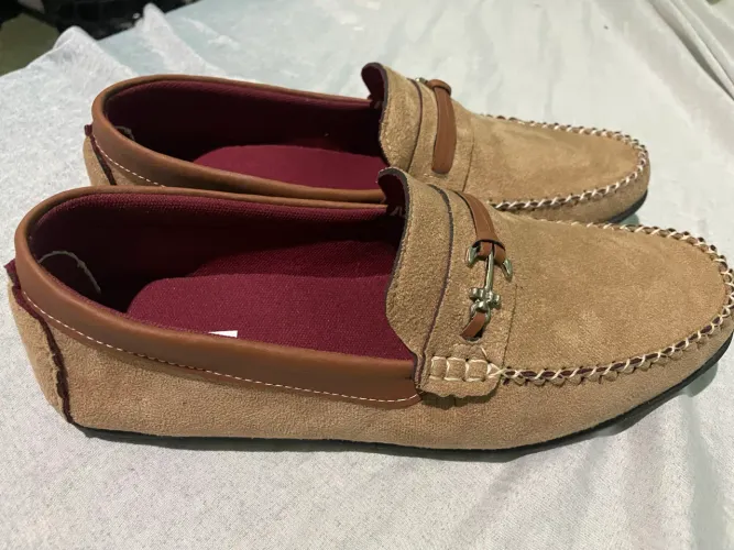 Mocassim masculino número 40, dois pares 
