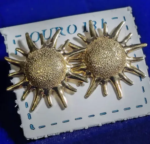 Brincos Sol Fosco Ouro 18 Kilates Peso 1.30 Gramas 15 mm