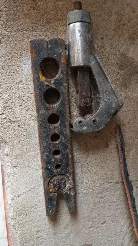Vendo kit de ferramenta para instalação de central de ar