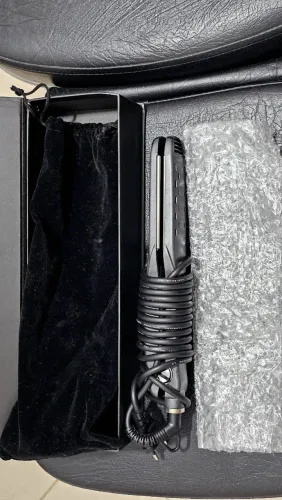 Chapinha Fast Liss Titanium Profissional Bivolt - Seminova