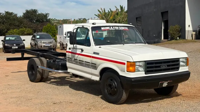 Ford F-4000 3.9 Turbo Intercooler Diesel 2P Manual 1994