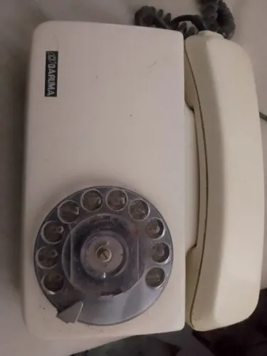 Telefone anos 70 antigo