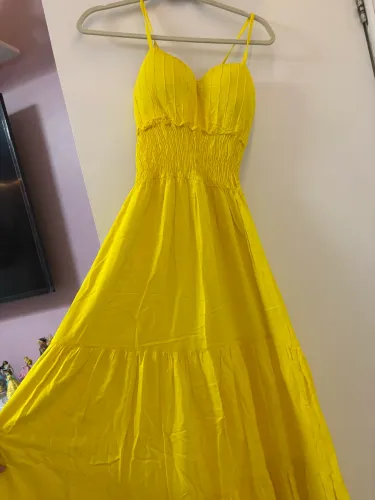 Vestido amarelo longo- nunca usado