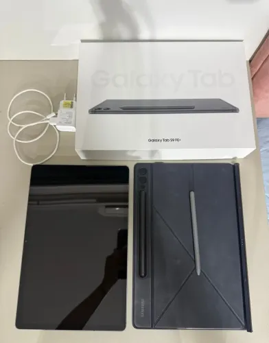 Samsung Galaxy Tab S9 FE Plus 128GB Cinza + S Pen Original (Excelente Estado)
