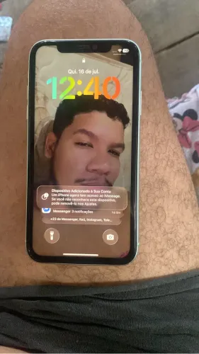 iPhone 11